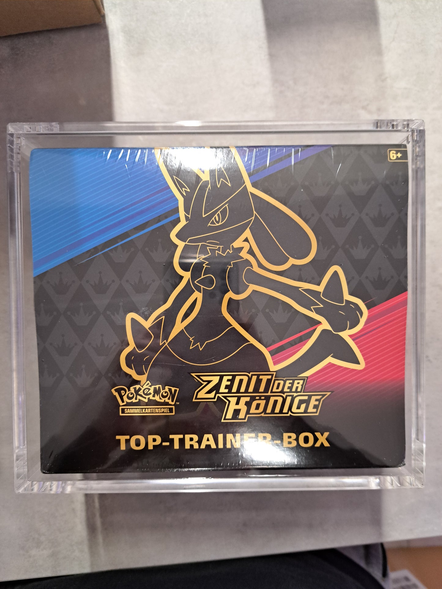 Zenit der Könige Top Trainer Box incl Acryl Case