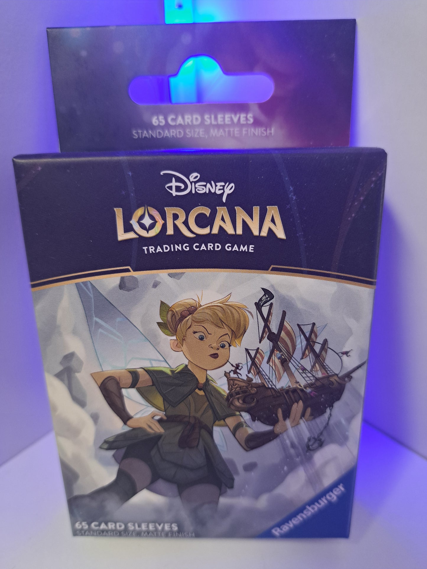 Lorcana  Naseweiß  Sleeves